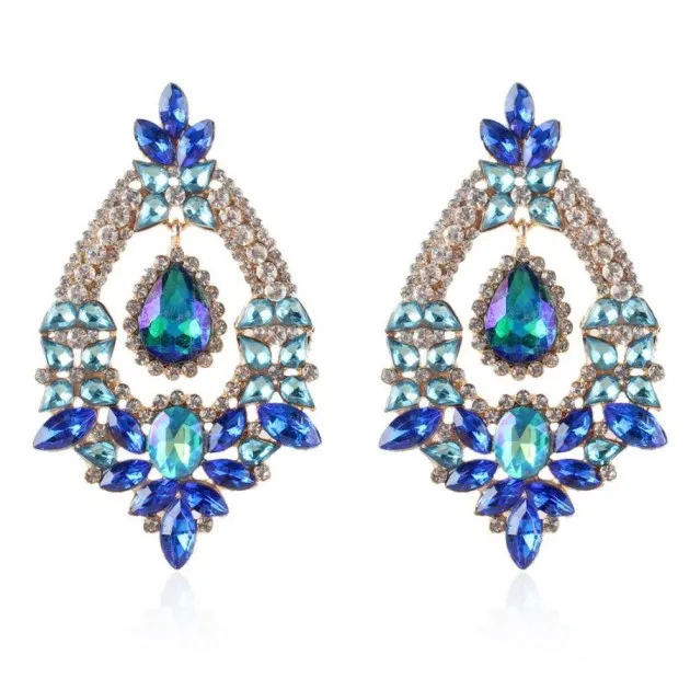 Teardrop shape earrings Fashion