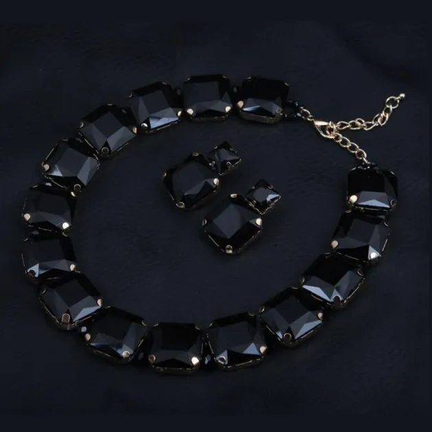 Fashion Ornament Chain Big Square Stones Necklace