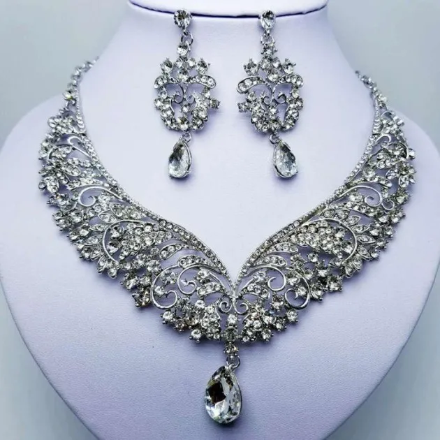 Two-piece earring necklace