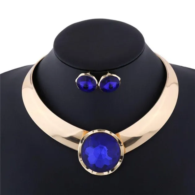 Jewel necklace earring set