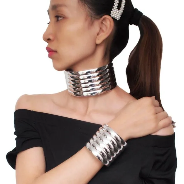 Exaggerated necklace choker bracelet set