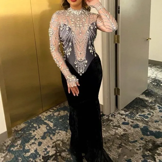 Vestido de noche de traje personalizado delgado con borlas de diamantes de imitación de diamantes calientes de franela