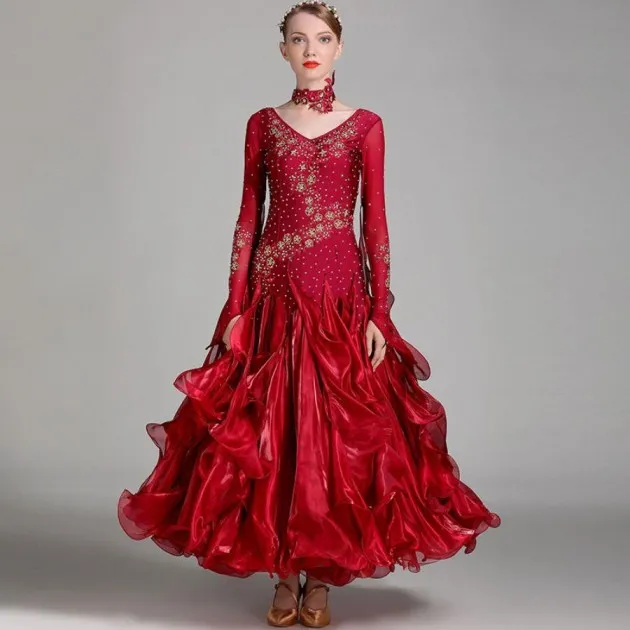 Vestido de baile moderno Traje de rendimiento Estándar nacional