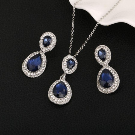 Pendant Necklace Earring Set