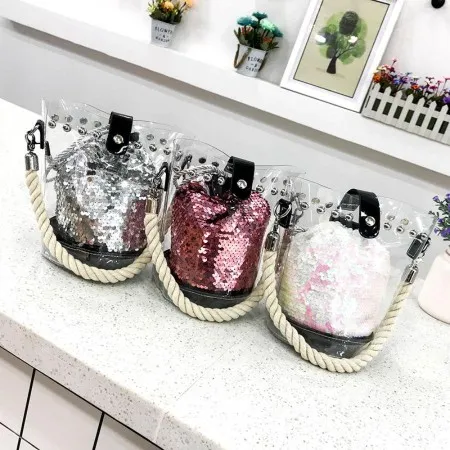 Bolso De Lentejuelas En Transparente