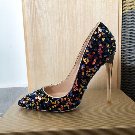 Colorful Beads Pointed Pumps