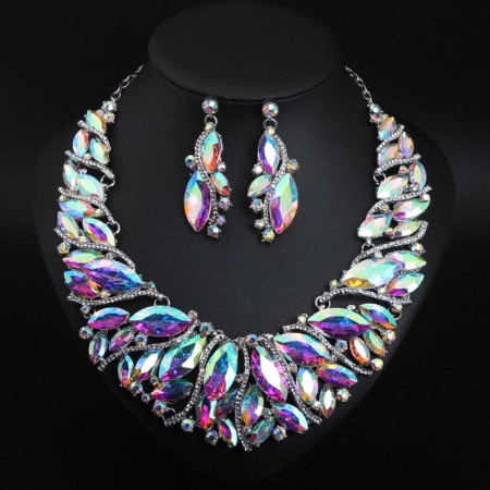 Crystal necklace earring set