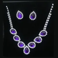 Conjunto De Collar De Aretes De Diamantes