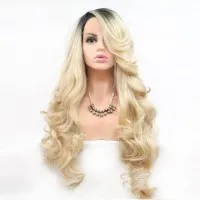 Peluca Rubia De Encaje Frontal Con Flequillo Oblicuo